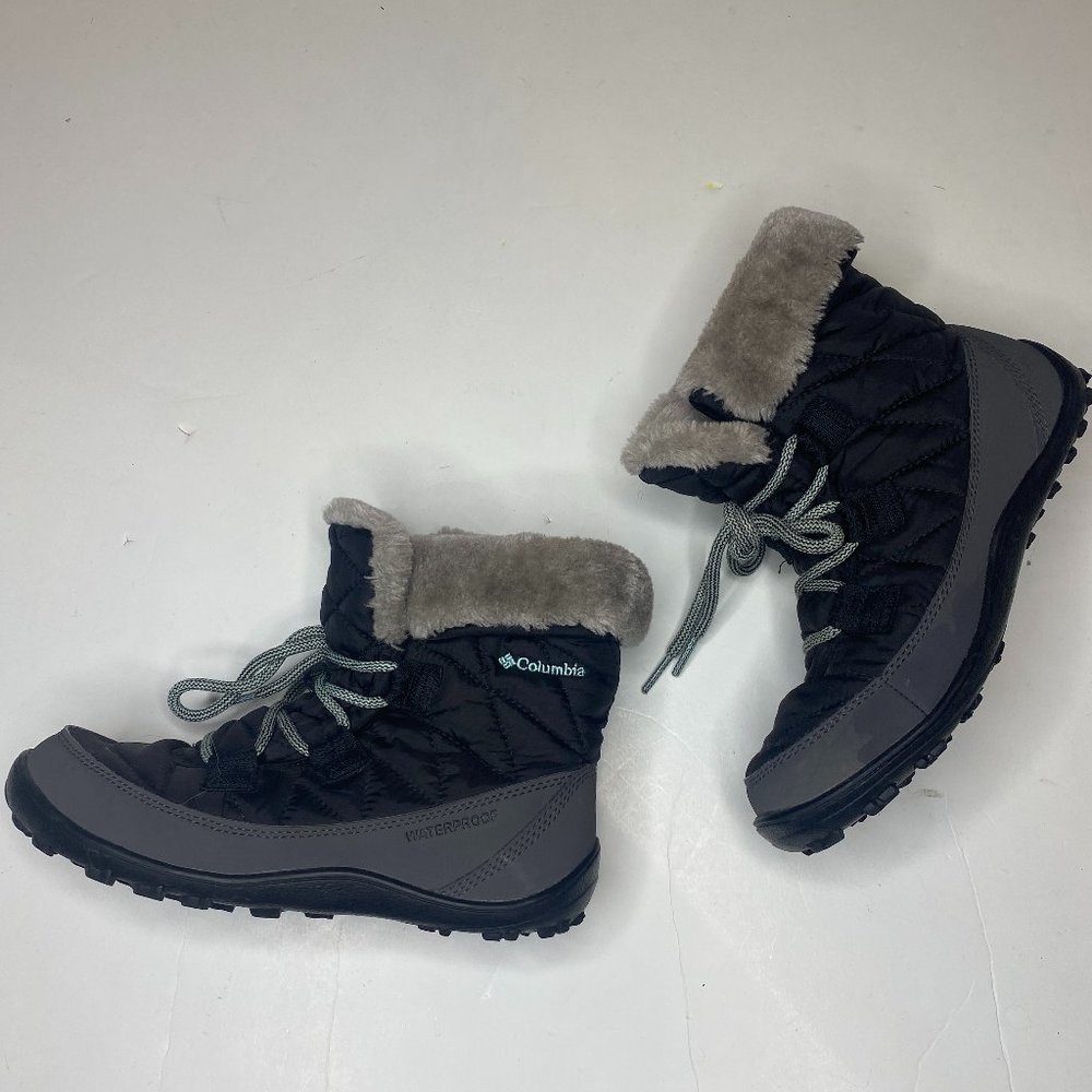 Columbia Youth size 4 Minx Shorty Omni heat waterproof-K snow boot in black/grey - Picture 12 of 15